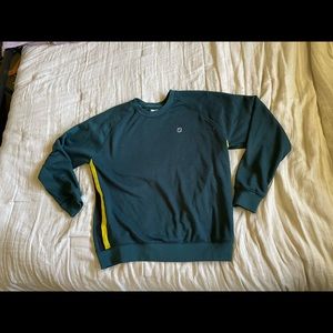 Undefeated sweatshirt